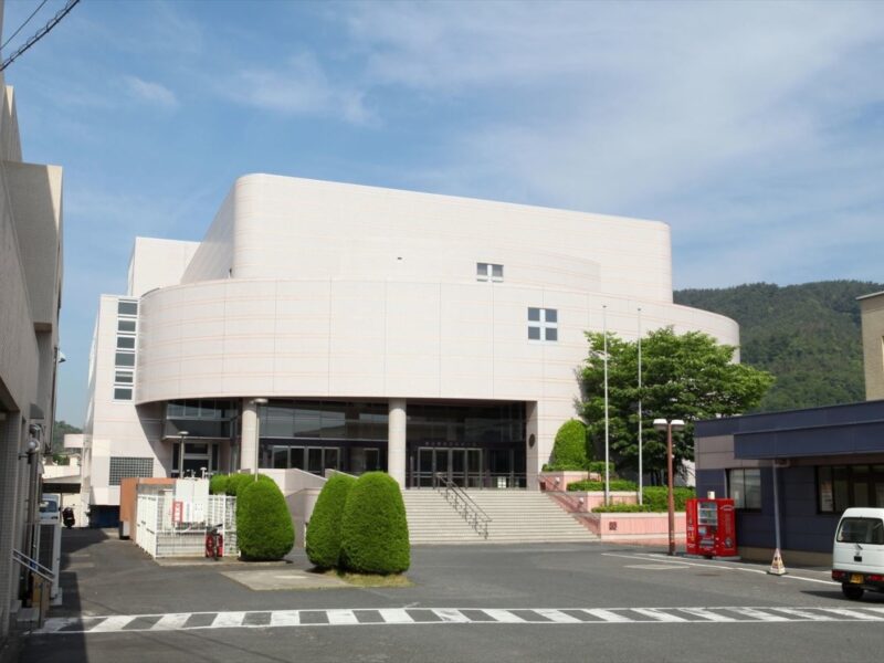 里庄総合文化ホール(フロイデ)｜座席数、音響、おすすめの用途などを徹底紹介！